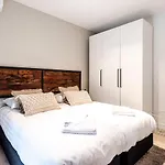 아파트 Sack-time Fashion Boutique 1 & 2 *