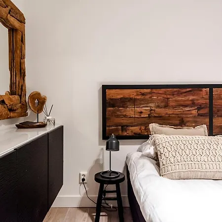 Sack-time Fashion Boutique 1 & 2