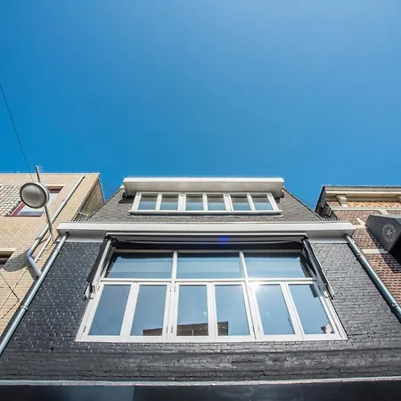 Sack-time Fashion Boutique 1 & 2 *