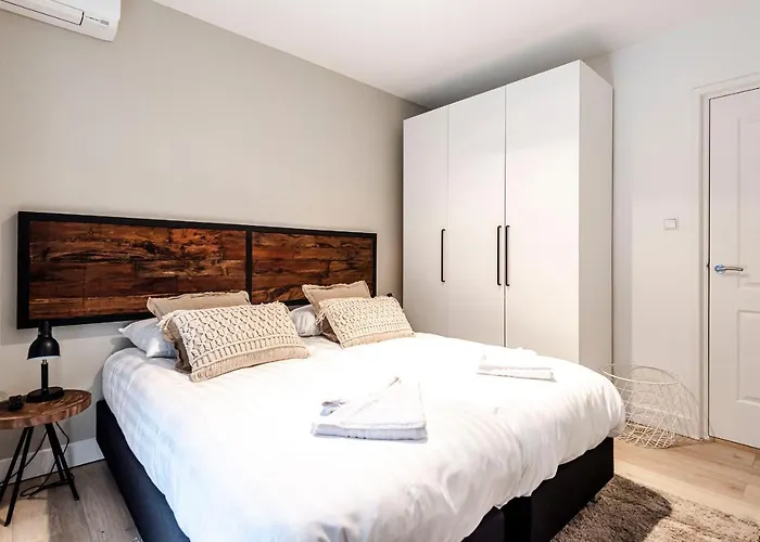 Apartman Sack-time Fashion Boutique 1 & 2 *