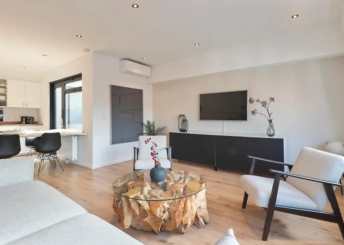 Sack-time Fashion Boutique 1 & 2 Apartman *