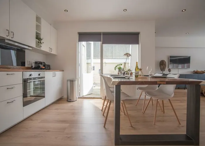 Sack-time Fashion Boutique 1 & 2 Appartement