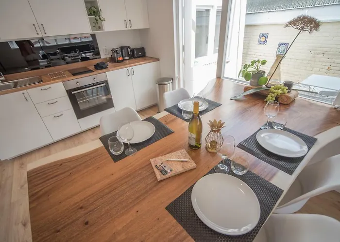 Sack-time Fashion Boutique 1 & 2