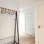 Apartment Sack-time Fashion Boutique 1 & 2